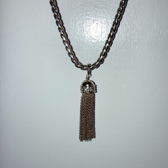 Ann Taylor Long, rounded Chain with Chain Tassel - Picture 8 of 11